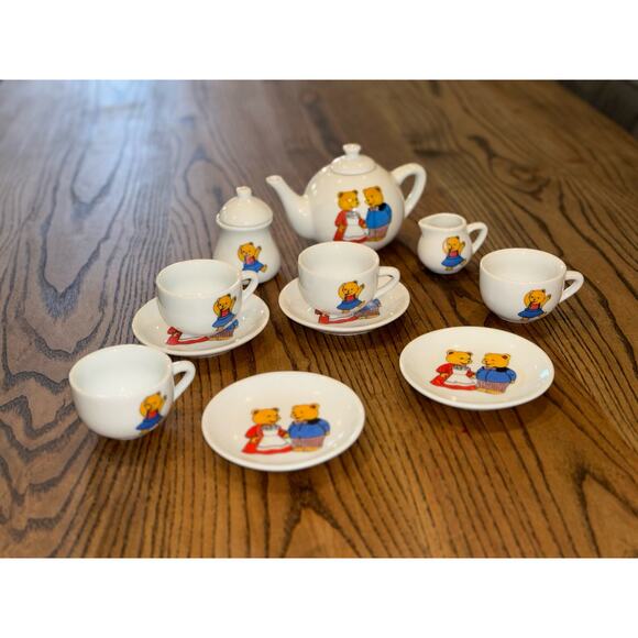 Vintage Child’s 13 Piece Porcelain Little Bear Tea Set - Picture 3 of 6